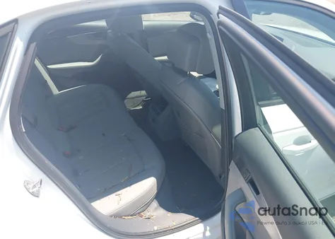 2017 Audi A4 2.0T Premium from USA, damaged, VIN WAUGNAF44HN056891